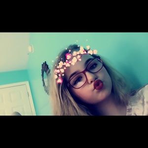 Meet your Posher, Hailey